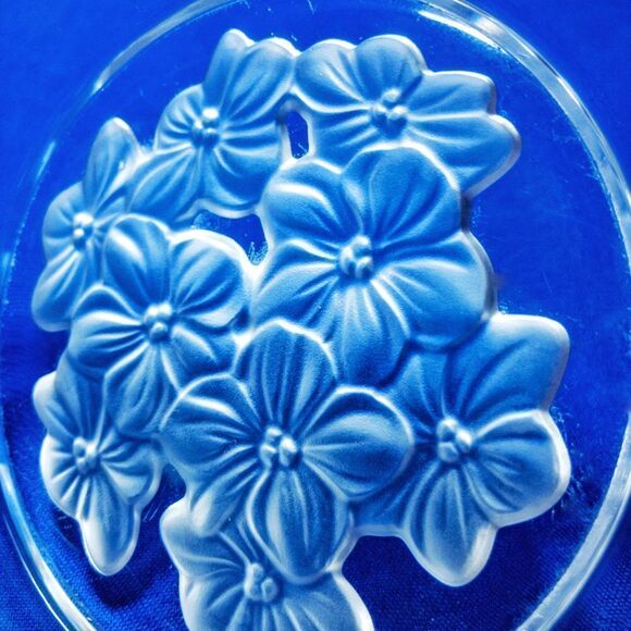 2 Sasaki Etched Crystal Dessert/Nut Bowls - Cherry Blossom - Picture 4 of 11